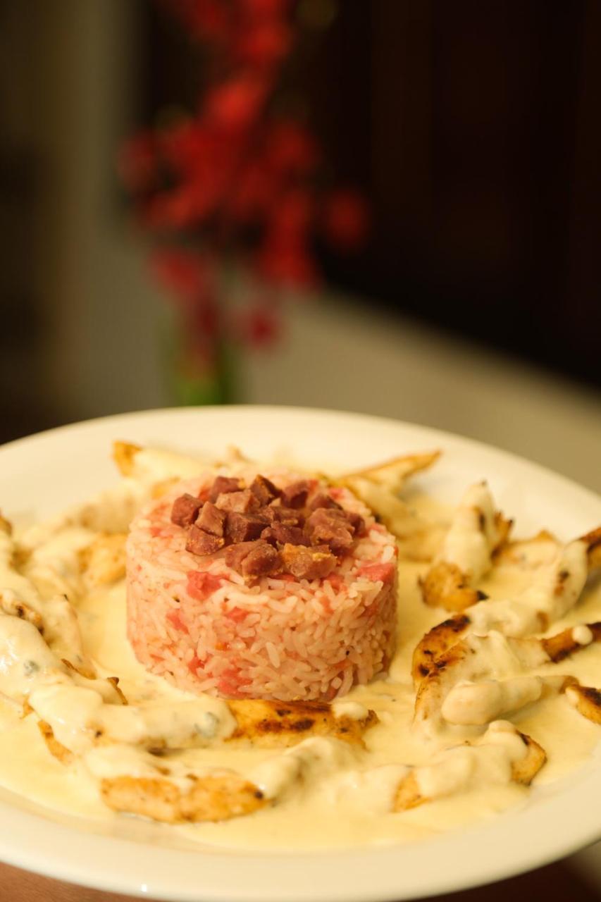 Hotel Caicara Bistro E Eventos Ltda Itaperuna Bagian luar foto