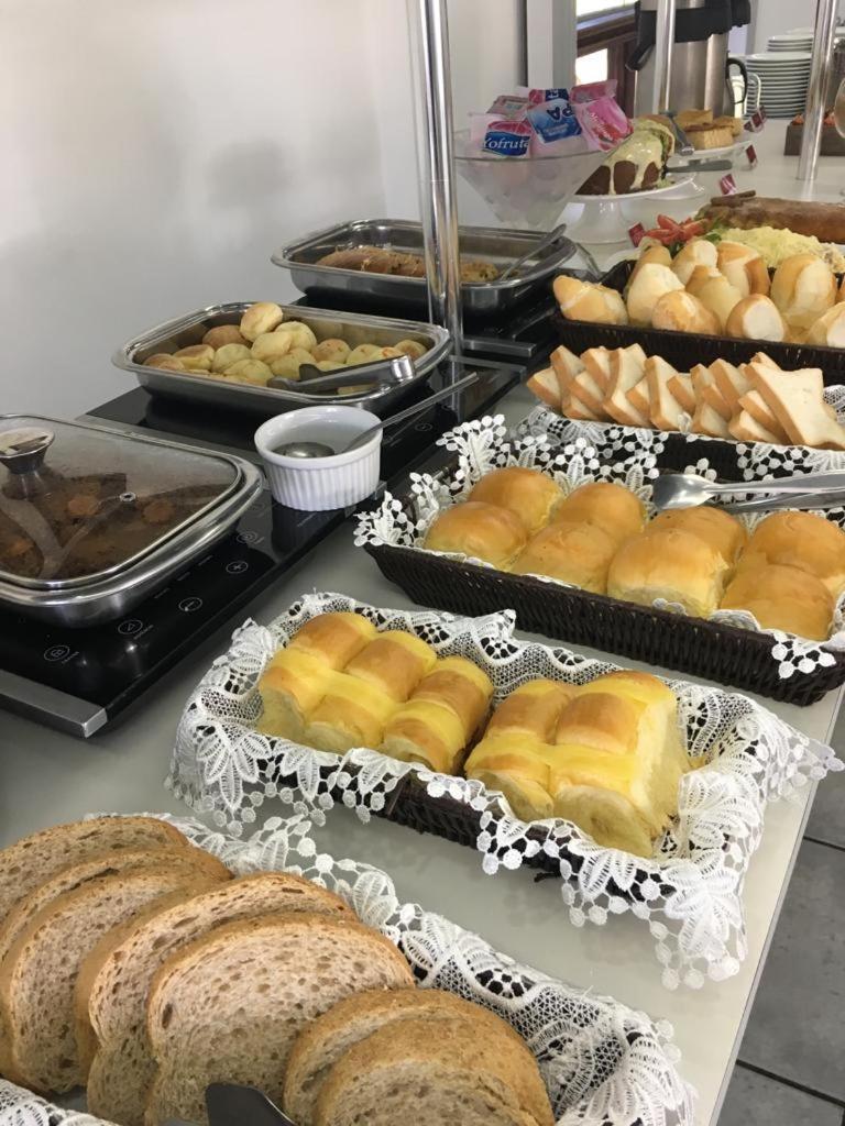 Hotel Caicara Bistro E Eventos Ltda Itaperuna Bagian luar foto